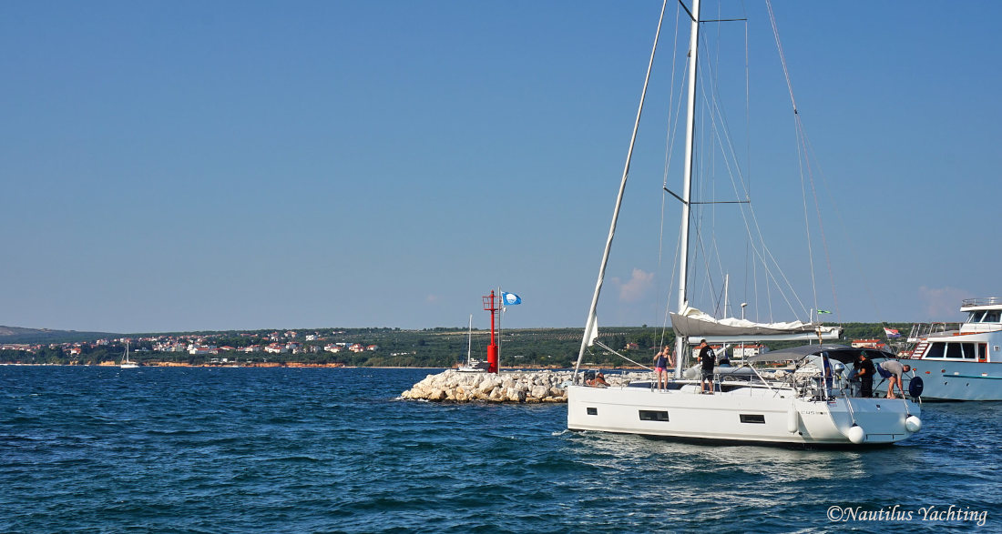 Sailing yacht charter in Croatia - Bavaria C45 