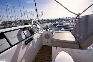 adriana-44-flybridge-002