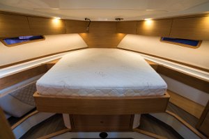 adriana-44-fly-cabin-0009