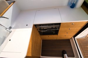 adriana-44-fly-interior-0002