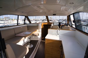 adriana-44-fly-interior-0012