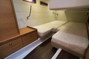 adriana-44-fly-interior-0013