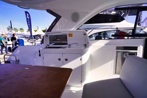 gran-turismo-41-salon-002