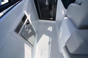 gran-turismo-41-salon-005