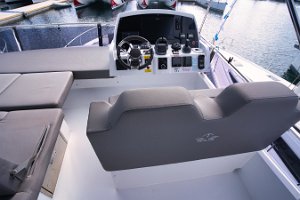 sealine-f430-flybridge-002