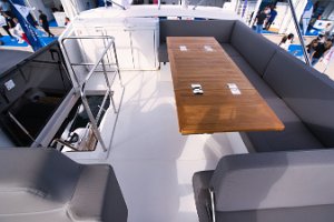 sealine-f430-flybridge-003