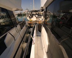 Sealine-F430-Deck