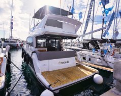 Sealine-F430-Exterior