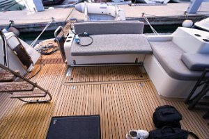 swift-trawler-41-fly-stern-005